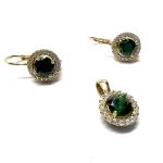 14 Karátos zöld köves patentzáras fülbevaló és medál szett